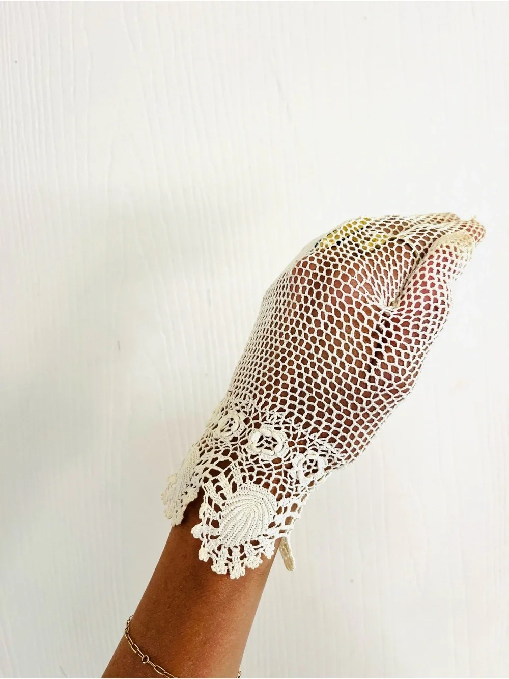 Antique 1920s Edwardian Hand Crochet Mesh Garden Tea Wedding Gloves